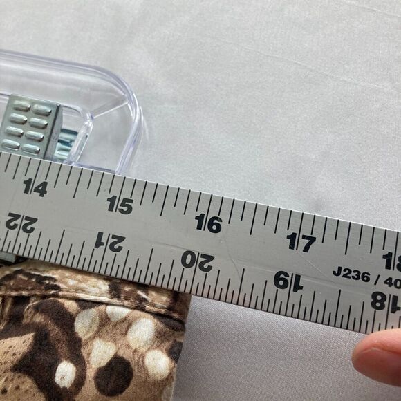 Chicos Women's Dark‎ Floral Boho Capri Pants Size 2 Beachy Lounging Vacation - Picture 11 of 12